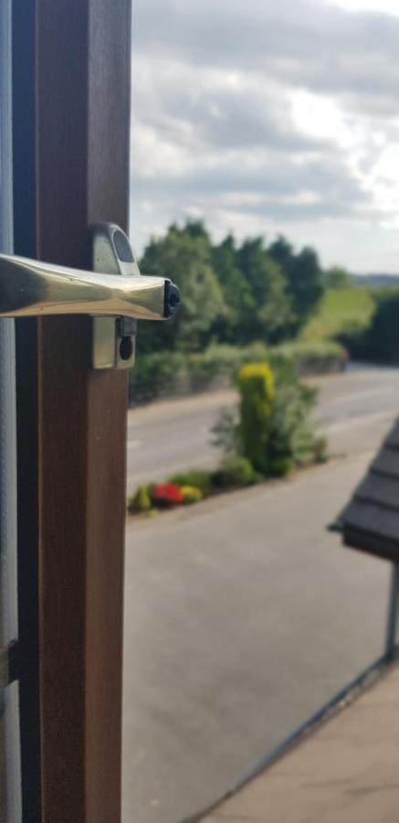 The Madden Guest House Gilford Exteriér fotografie